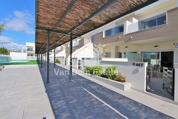Rustig gelegen begane grond appartement in Pilar de la Horadada ?> - Van Dam Estates