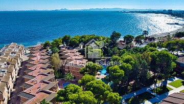 Appartement met zeezicht direct aan strand Lo Pagán - Van Dam Estates