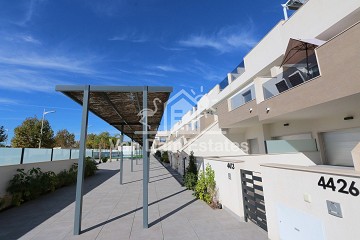 Penthouse with a view of greenery in Pilar de la Horadada ?> - Van Dam Estates